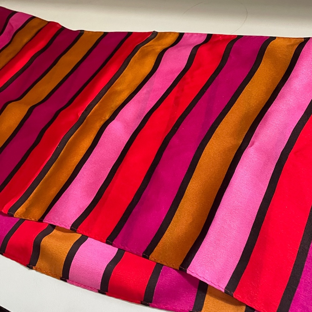 VINTAGE SILK SCARF